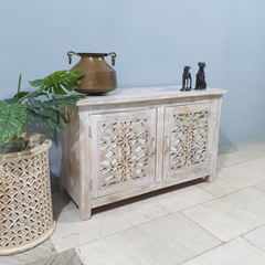 Hand Carved Solid Wood Mirrored Backing on Doors Sideboard Buffet C62