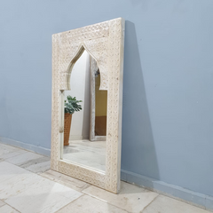 Handmade Indian Furniture Solid Hard Wood Mirror Frame Mehrab Carvings Whitewash 120x75Cm