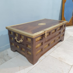 Handmade Indian Furniture Solid Mango Wood Coffee Table Blanket Box With Brass Work