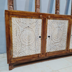 Indian Handmade Carved Solid Hard Wood Carved 3 Doors Sideboard Brown 165X40X95Cm